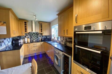 Dining/Kitchen