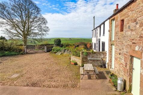 Cobbled Yard