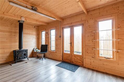 Workshop / Garden Rm