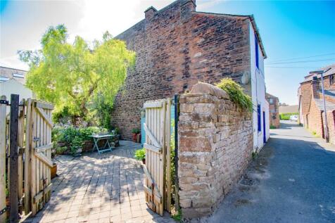 Rear Access/Parking