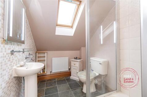 Bedroom 2 Ensuite