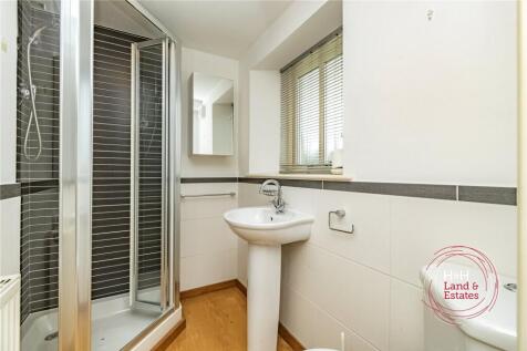 Bedroom 1 Ensuite