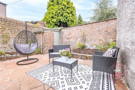 Courtyard Garden