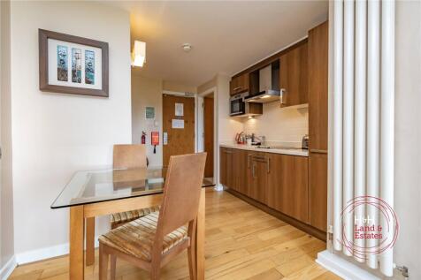 Dining Kitchen Area
