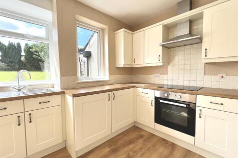 kitchen 1.jpg
