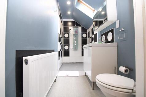 Master En-Suite