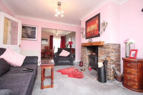 Lounge/Dining Area