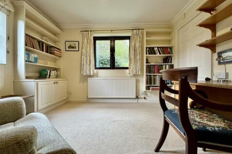 Office/Bedroom 5
