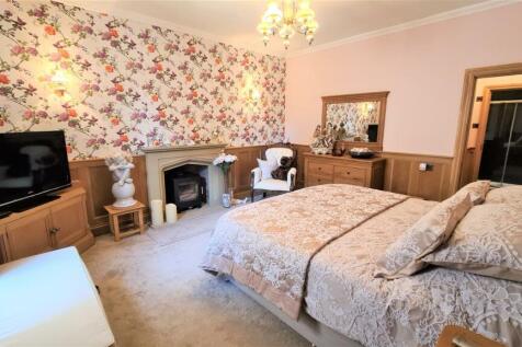 1st Ground Floor Bedroom Suite