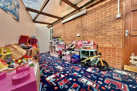 Playroom/Outhouse