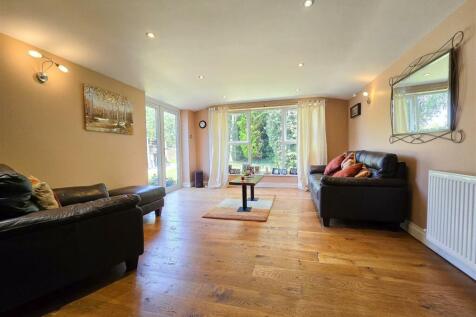 Family Room / Garden Room