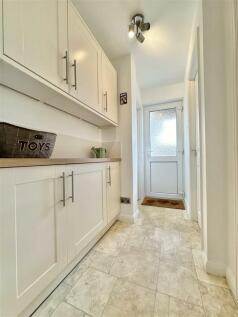 REAR HALLWAY