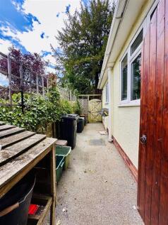 Enclosed Bin Area