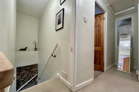 Stairs/Landing