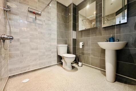 Walk in Wet Room/Bathroom