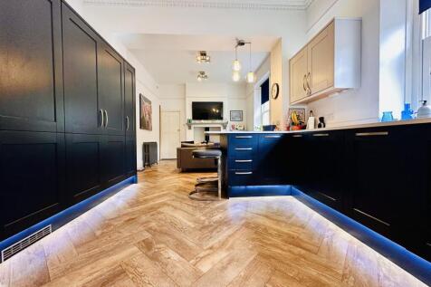 Kitchen/Family/Breakfast room