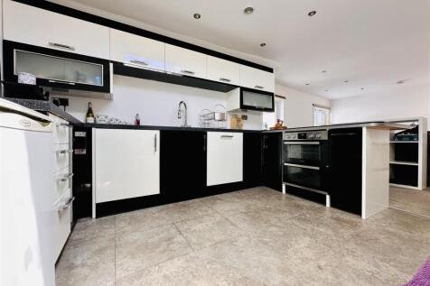 Kitchen/Family Room