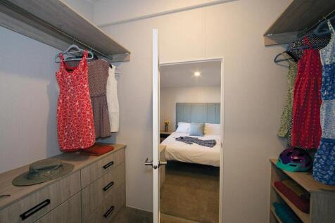 Walk In Wardrobe