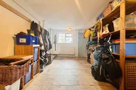 Utility/Boot Room