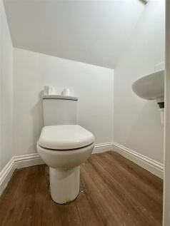 Utility and Cloackroom