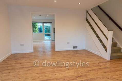 Lounge/dining room.