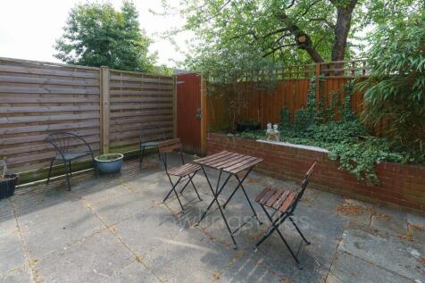 Rear patio garden.