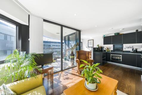 Reception/Kitchen