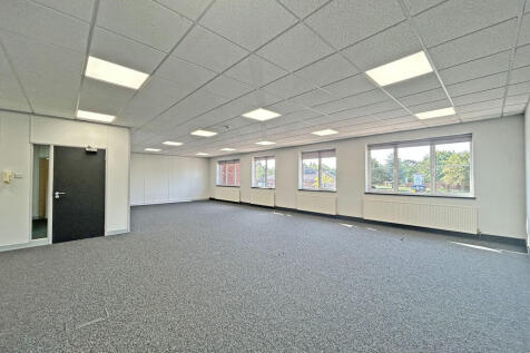 Suite 1E