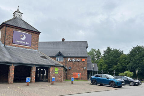 On-site Primer inn &amp; Beefeater