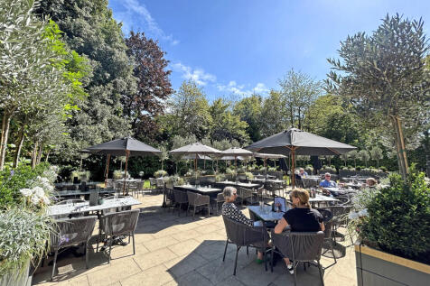 Browns Wilmslow