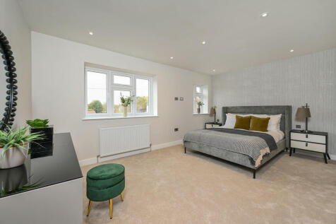Branksome Hill Rd...