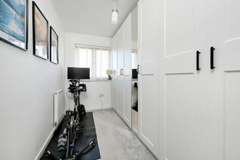 2 Gale Close (7)