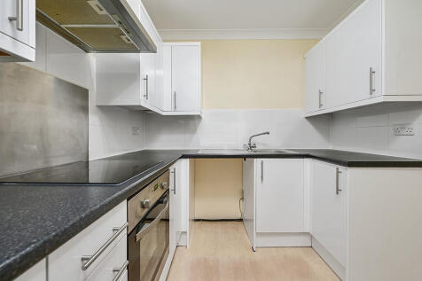 61 Thornfield Gre...