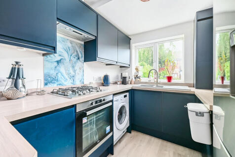 43 Foxley Close (...