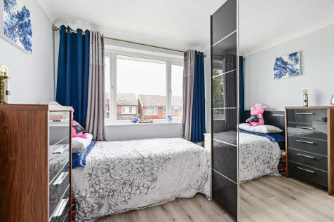 43 Foxley Close (...