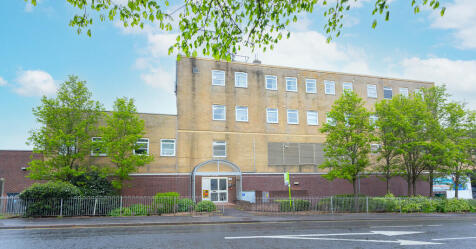 Flat 7, 46 London...