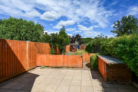 27 Lowlands Rd (1...