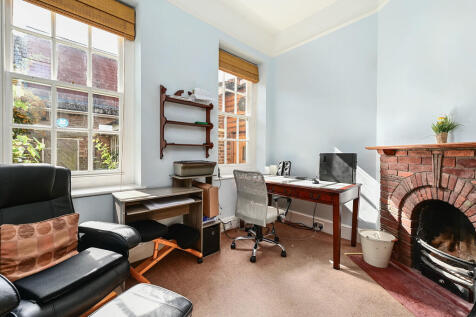 Freshwood House (...