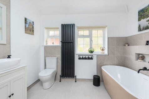 6 Fernhill Walk (...