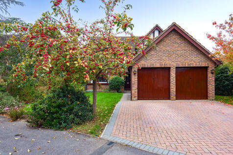 28 Raeburn Way (1...