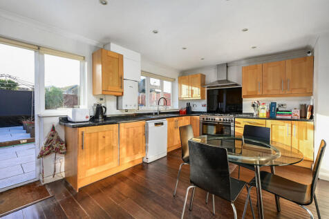 4 Shelley Walk (7...