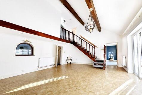 Main Lounge