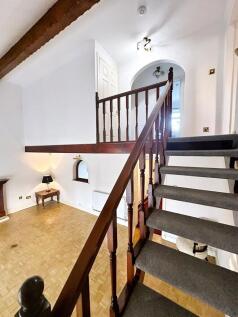 Lounge Stairway