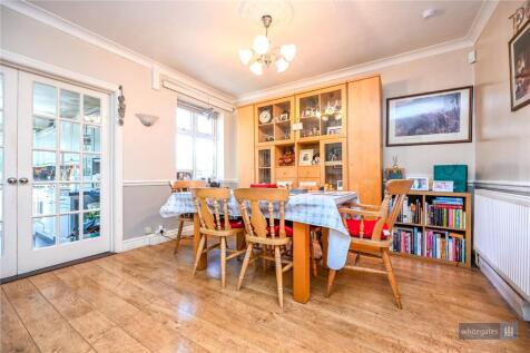 Dining/Family Room