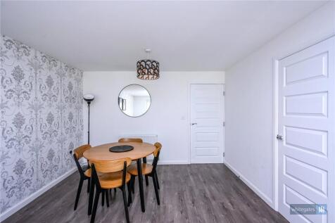 Living/Dining Area