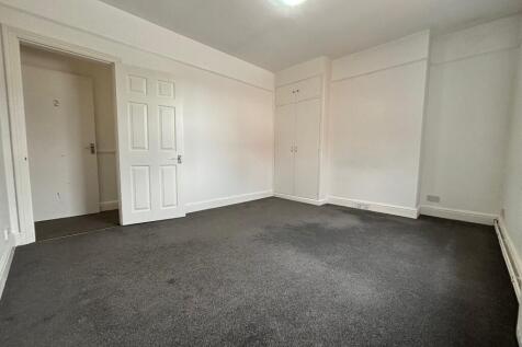 Lounge/bedroom