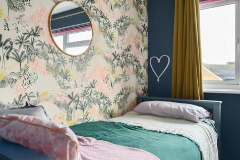 Bedroom 2 Lifestyle