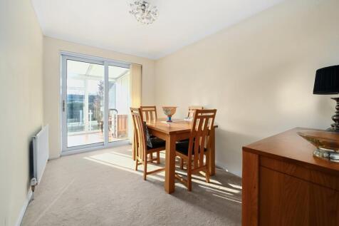 Bedroom3/Reception2
