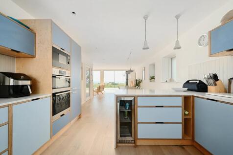 Kitchen Alt 2