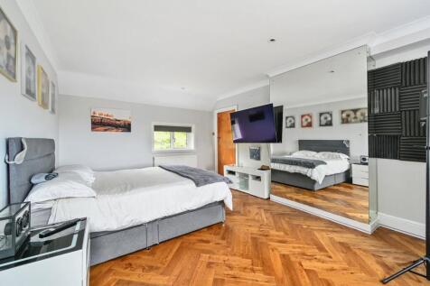 Master Bedroom Alt
